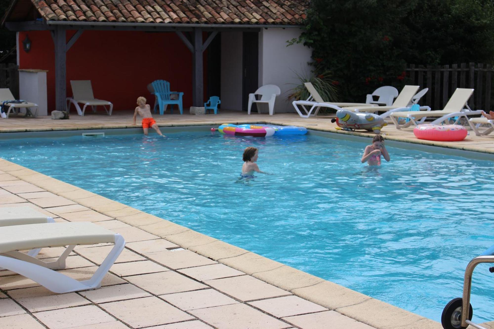 Le Vignal Villa Monflanquin Bagian luar foto